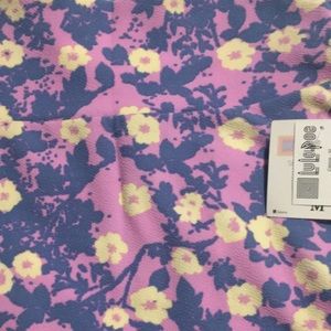 Medium lularoe cassie skirt